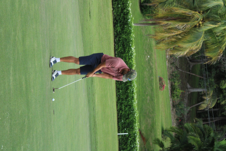 An easy putt for Andrew Arft to end the 9th hole