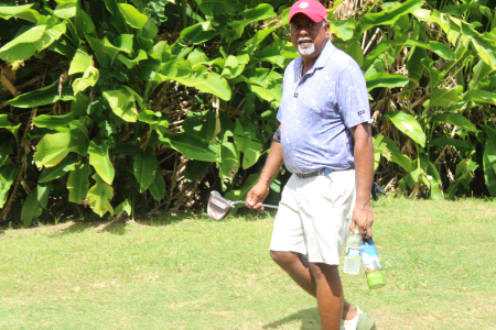 Veteran Sean Morris strides away from the 6th hole